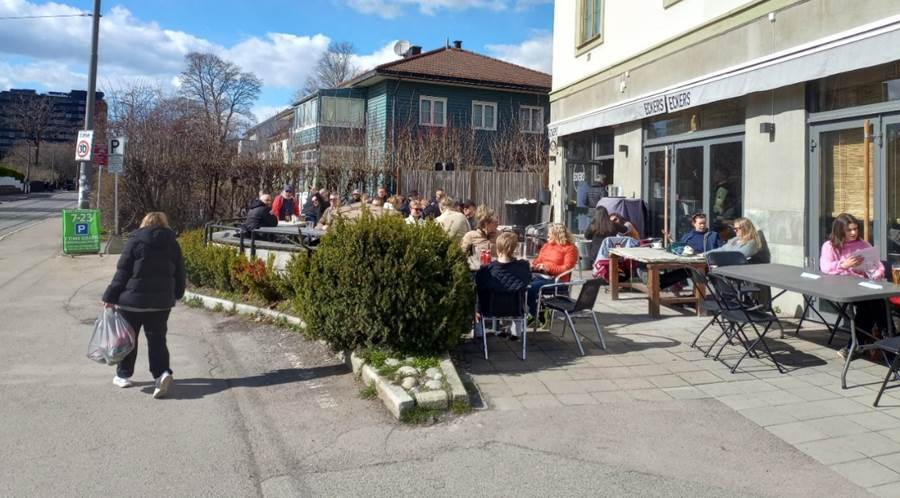 Et bilde som inneholder utend�rs, himmel, sky, konstruksjon

Automatisk generert beskrivelse