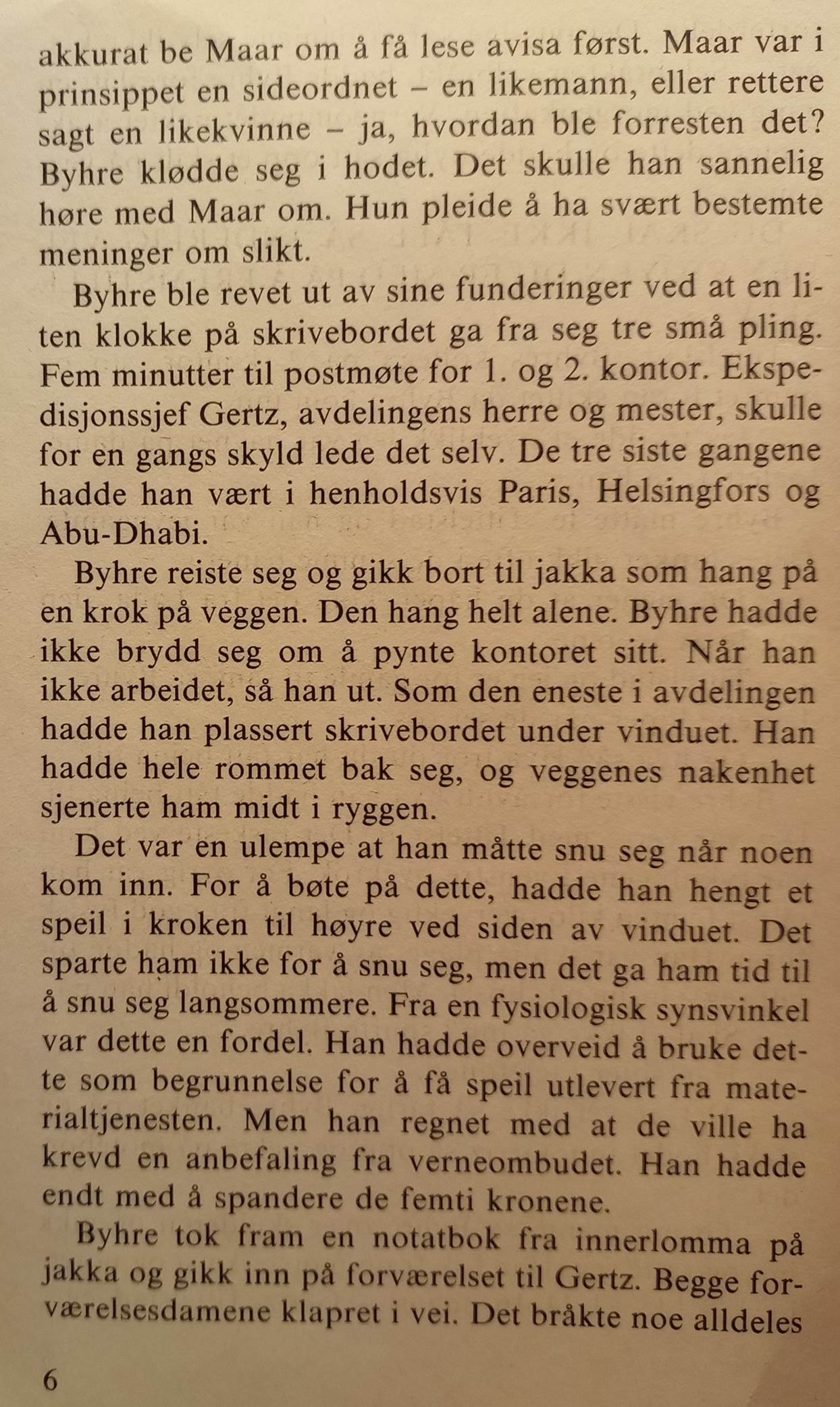 Et bilde som inneholder tekst, papir, bok, Utgivelse

Automatisk generert beskrivelse