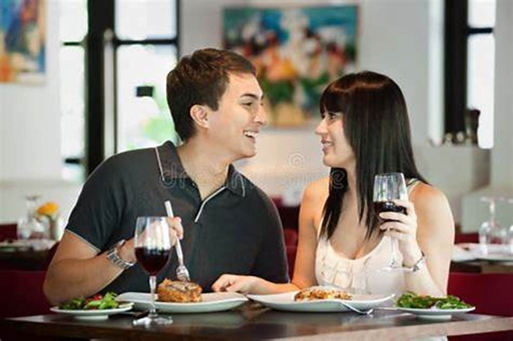 Se relatert bildedetalj. Dining Together stock image. Image of outside, eating - 4560289