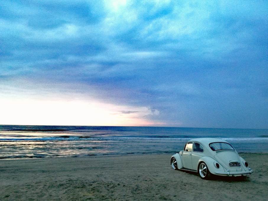 Et bilde som inneholder kj�ret�y, Landkj�ret�y, himmel, utend�rs

Automatisk generert beskrivelse