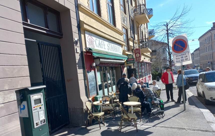 Et bilde som inneholder utend�rs, tekst, konstruksjon, himmel

Automatisk generert beskrivelse