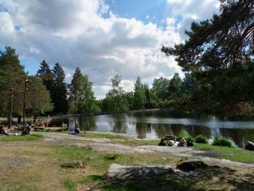 Et bilde som inneholder utend�rs, sky, gress, himmel

Automatisk generert beskrivelse